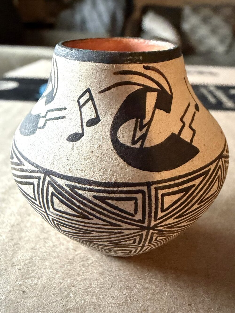 Wanda Aragon Acoma Pueblo Signed Miniature Pottery Pot Native American Art